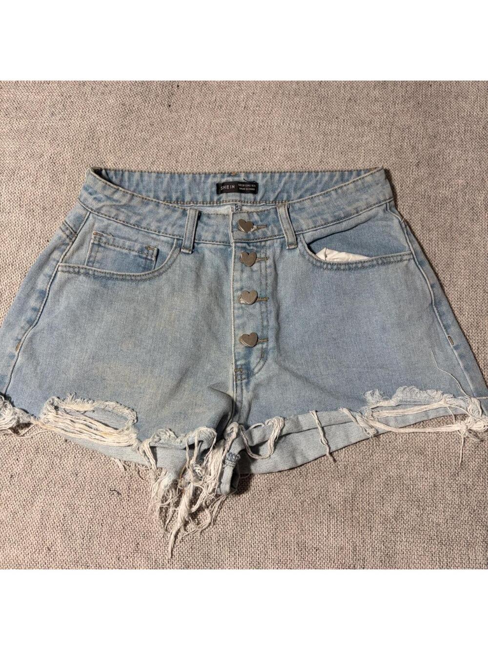 Women’s Size 30 / EU 42 / US 11